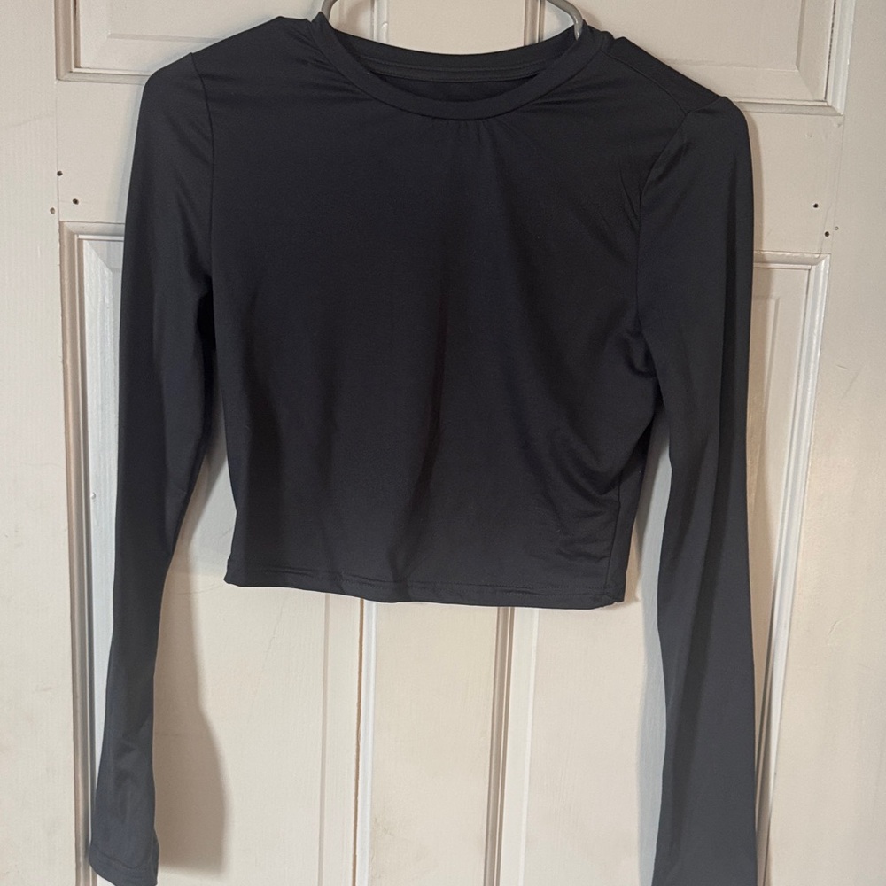 Women's Long-Sleeve Cropped Active Top - dark gray